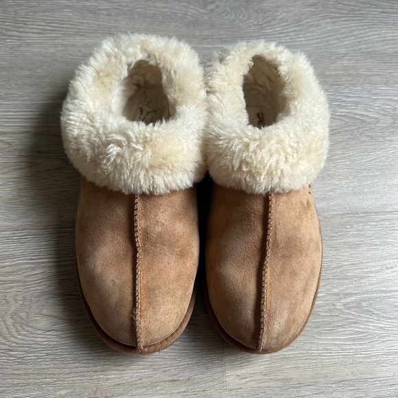 UGG Tan Fuzzy Fur Ultimate Comfort Slip On Slippers House Shoes - Picture 2 of 8